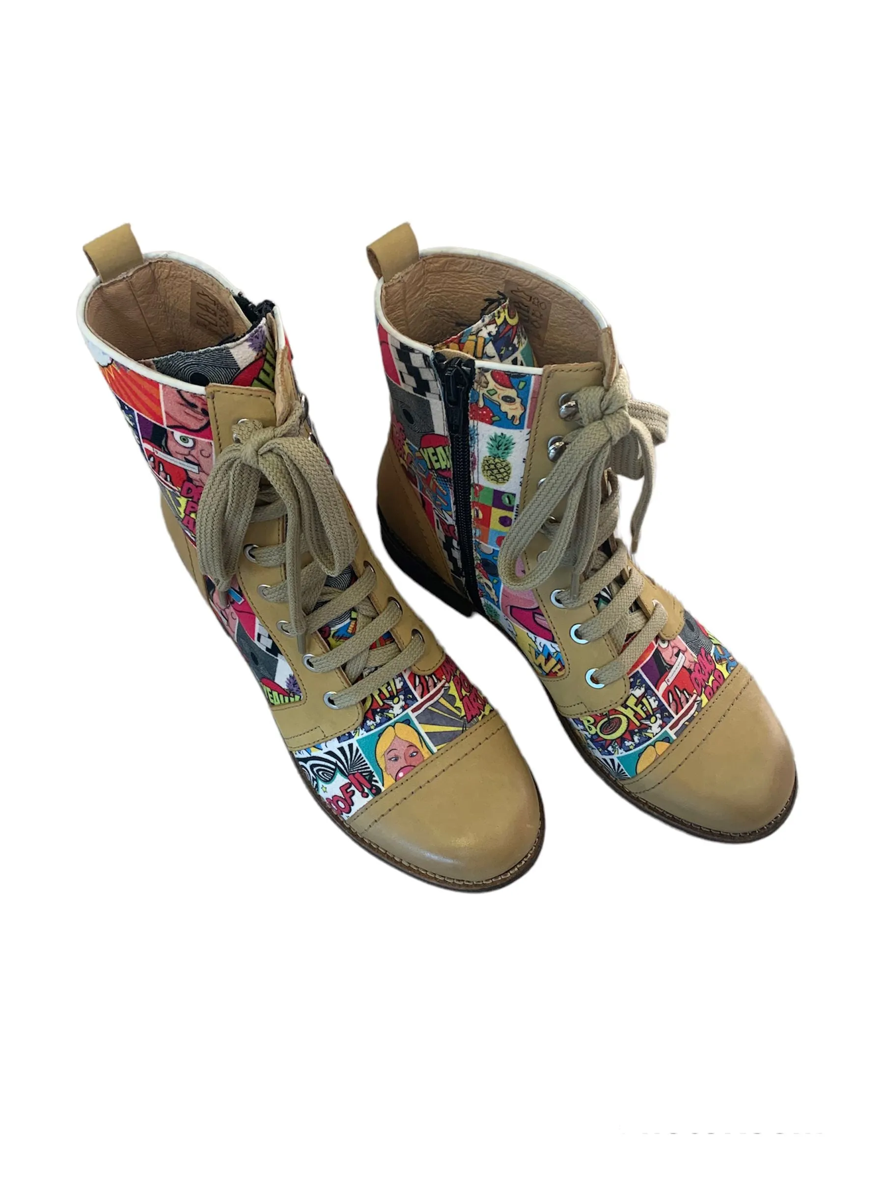 CARTOON POP ART COMBAT BOOT