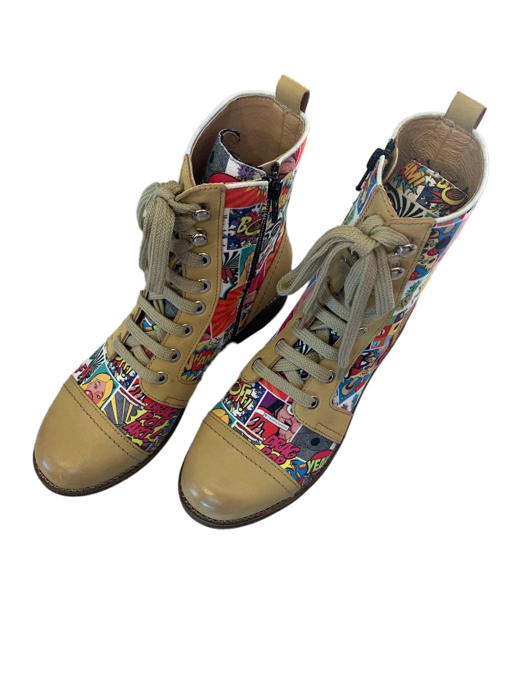 CARTOON POP ART COMBAT BOOT