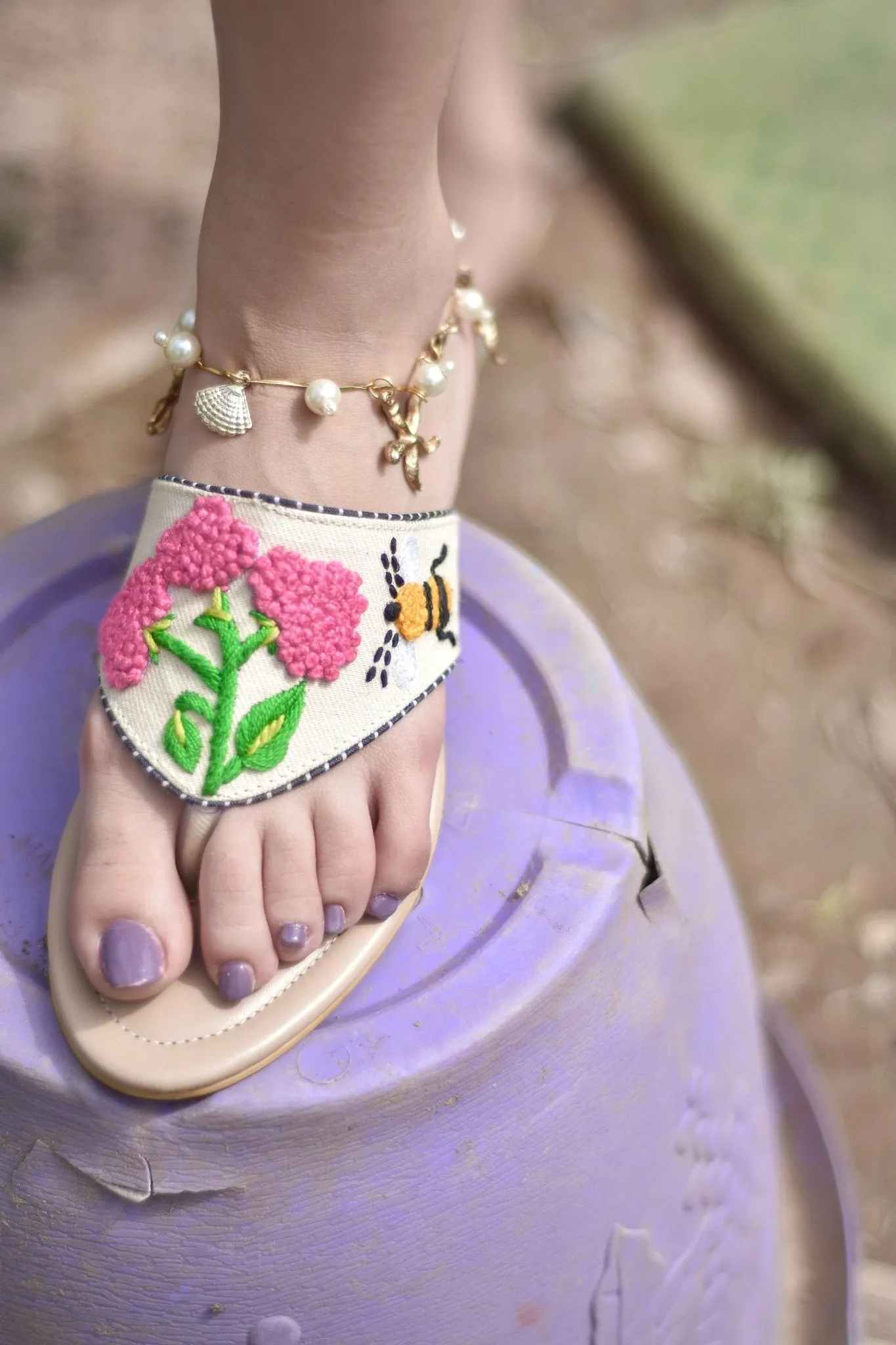 Chappals | Hydrangea