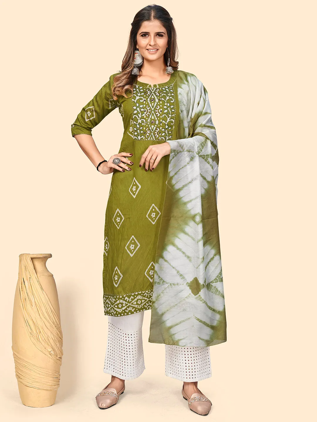 Women'S Batik Print & Mirror Straight Chanderi Parrot Green Stitched Kurta With Dupatta